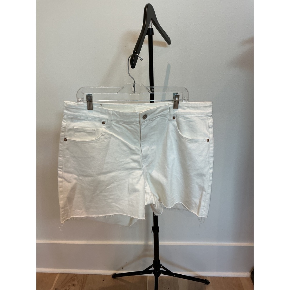 HM White Denim Cut Off Jean Shorts Womens Size 16 High Waisted Frayed Hem Summer